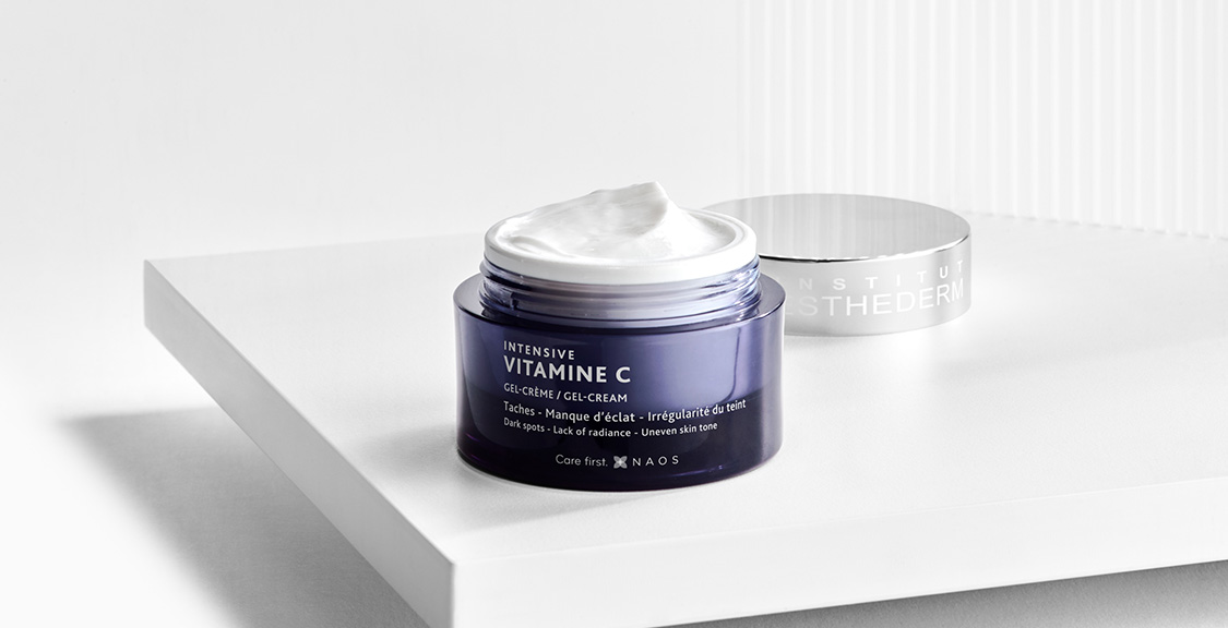 Koyu Lekeler için Intensive Molecular Vitamin C